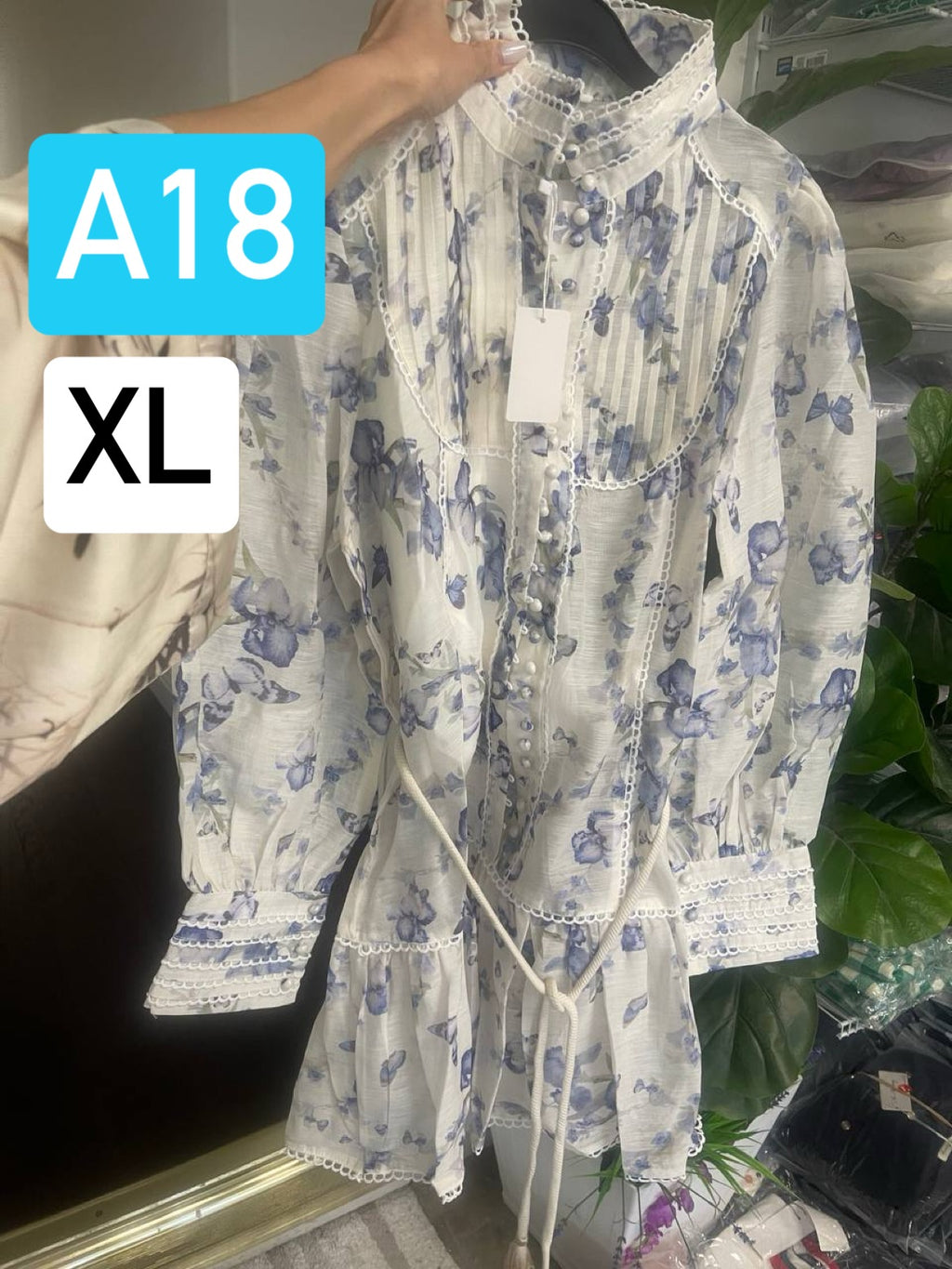 A18 (S,M,L,XL)